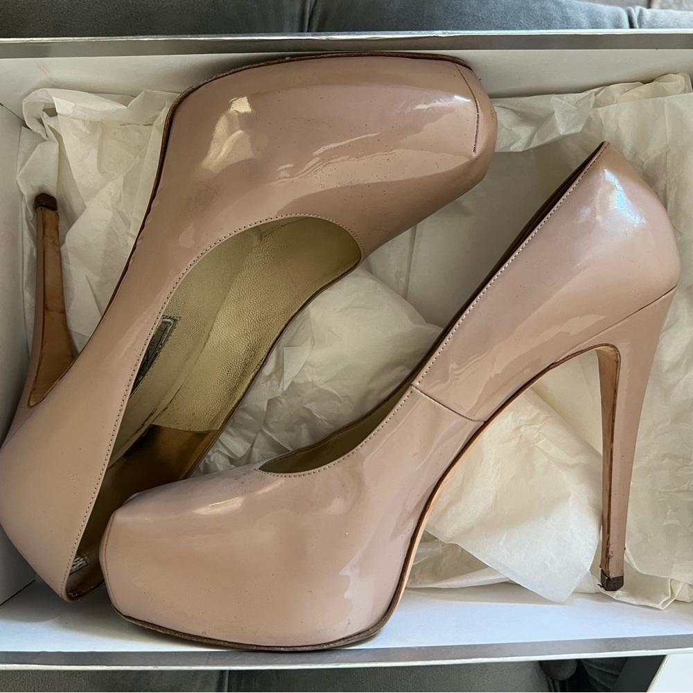 Brian Atwood Patent Platform Nude Pumps Size 42 (US 11)